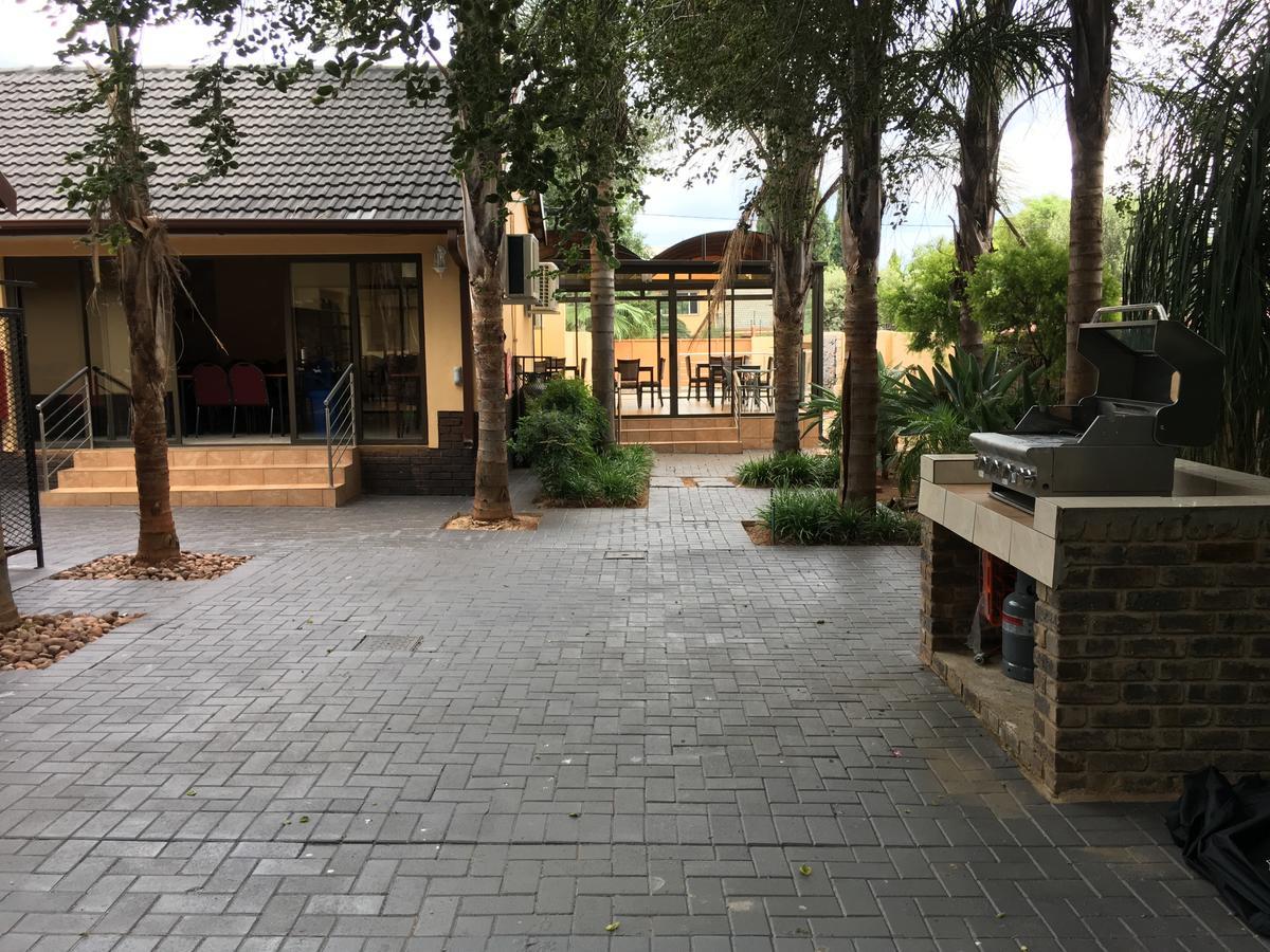 Riverton Manor 逊邱伦 外观 照片