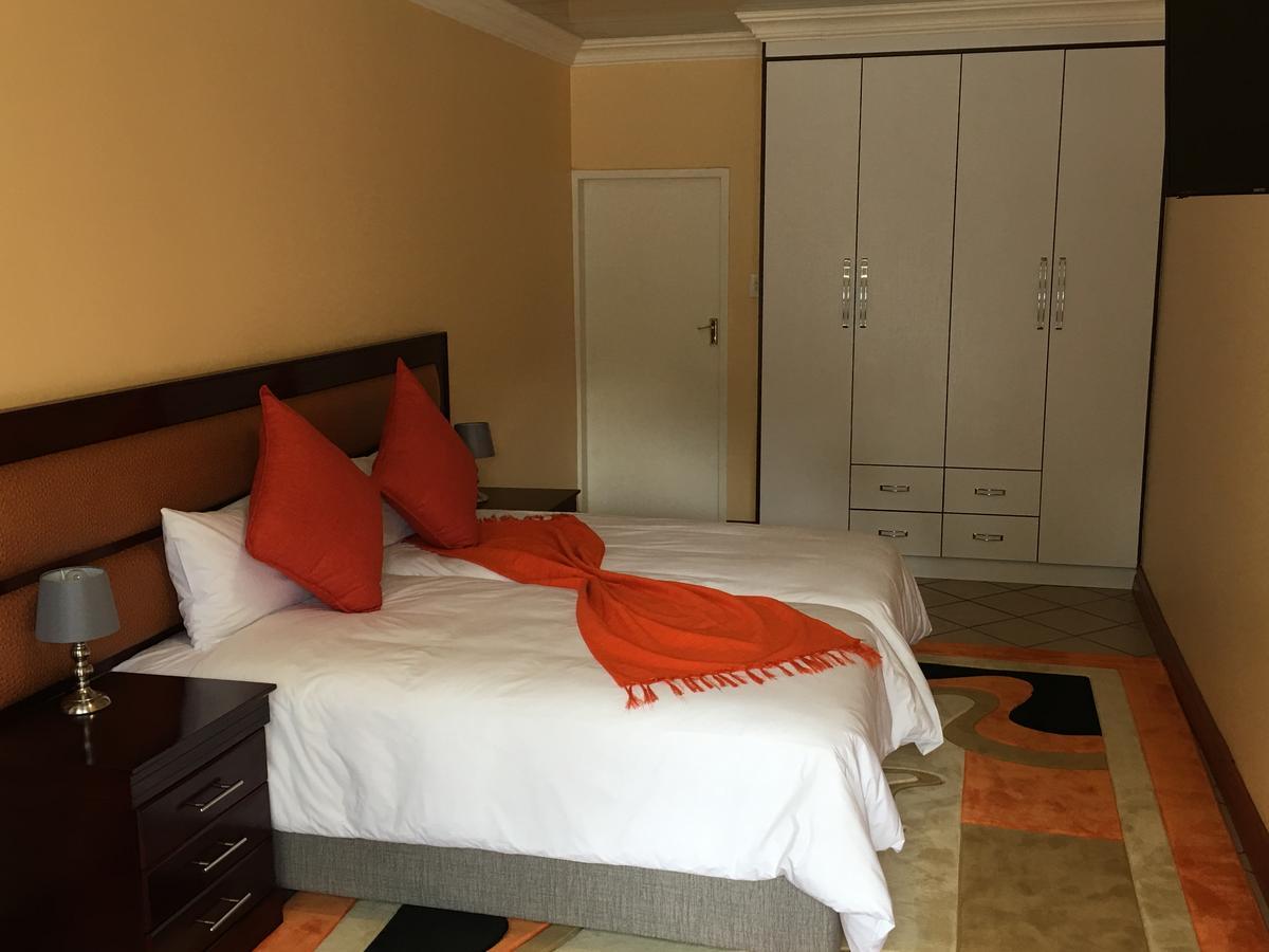 Riverton Manor 逊邱伦 外观 照片