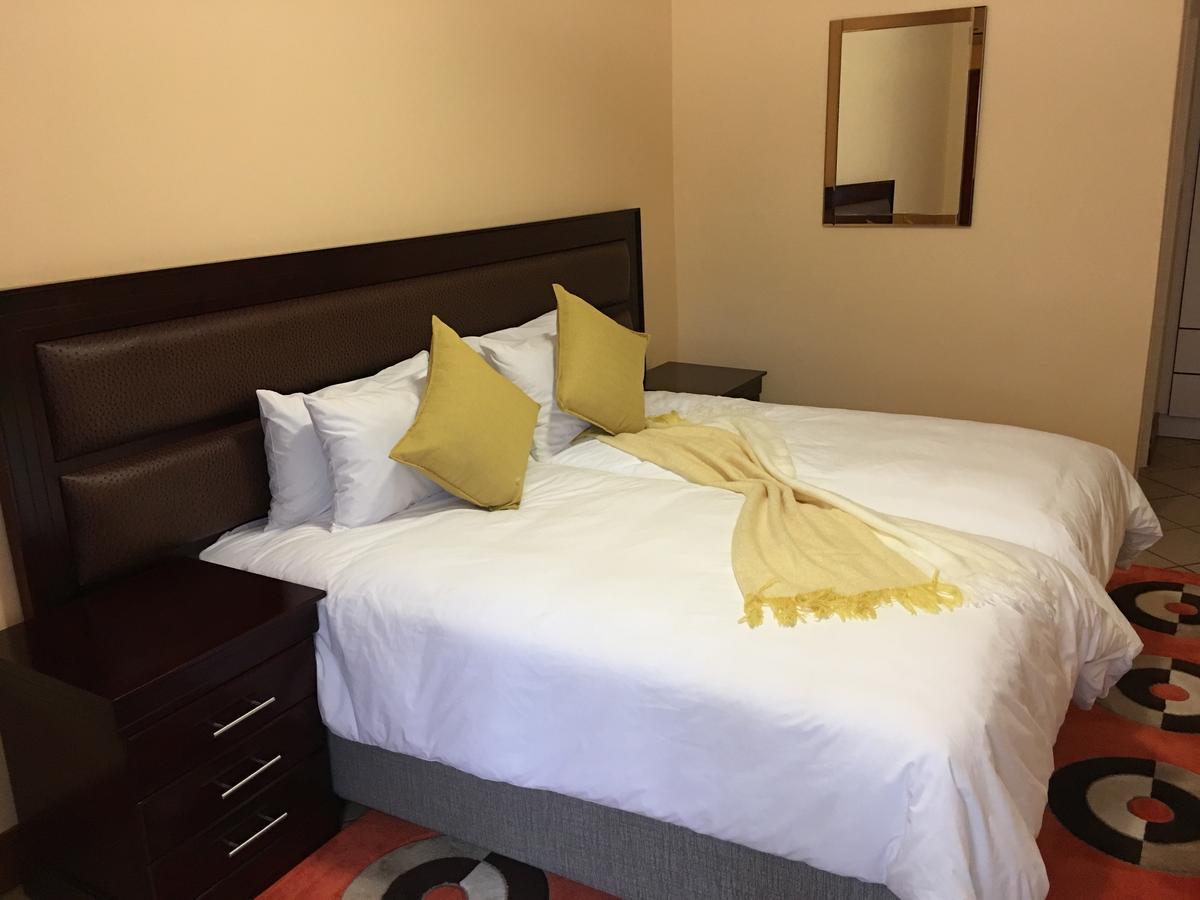 Riverton Manor 逊邱伦 外观 照片