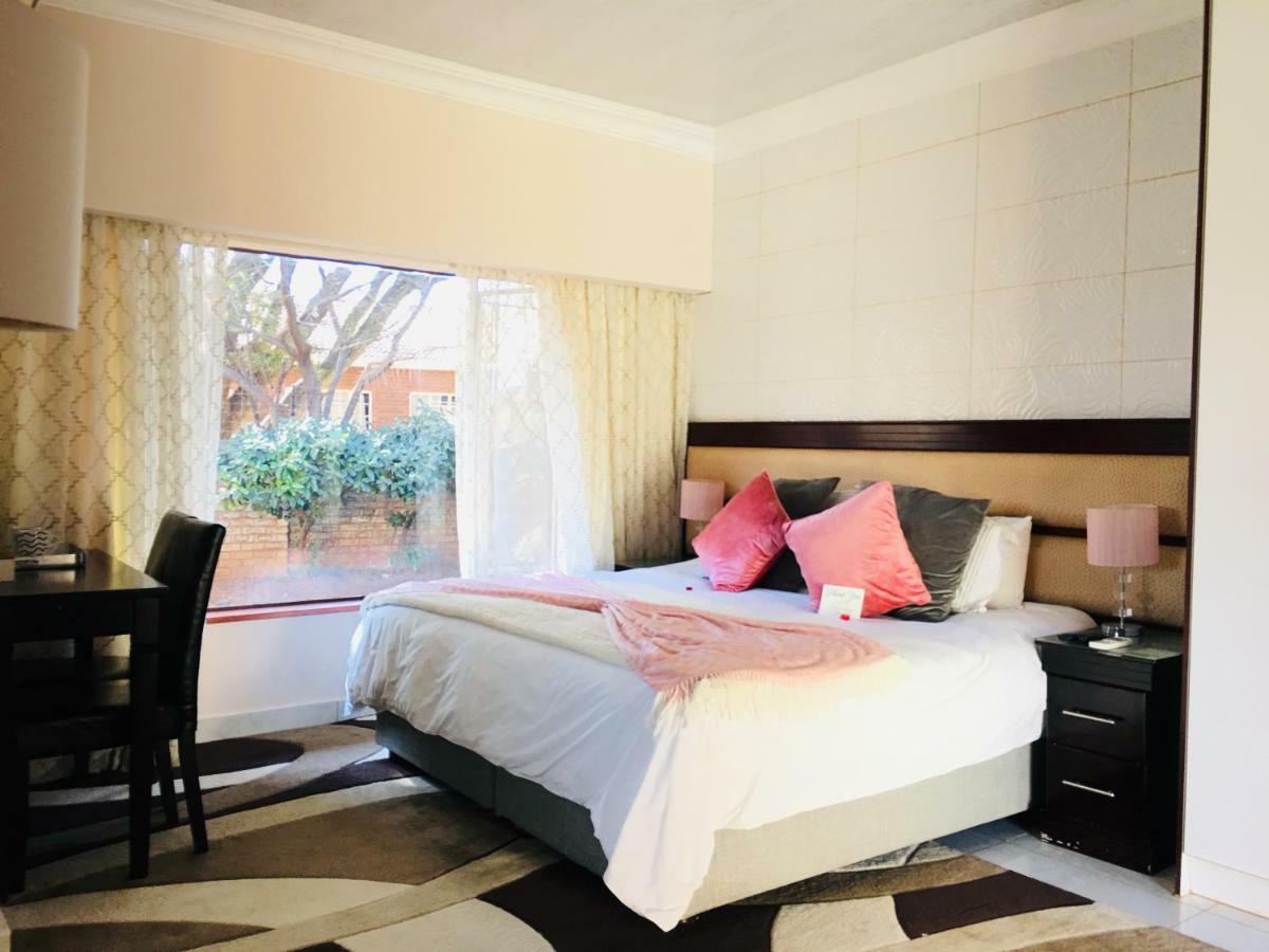 Riverton Manor 逊邱伦 外观 照片